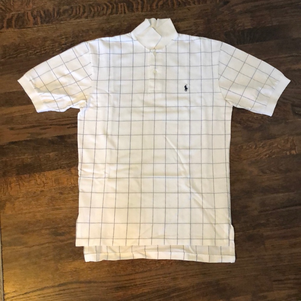Polo shirt.